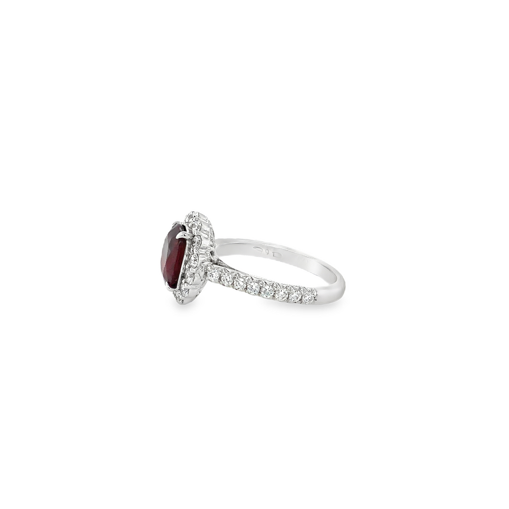 Roman + Jules Classic 2.52ct Gem Quality Red Ruby and Diamond Halo Ring set in 18 Karat White Gold - Image 3 of 7