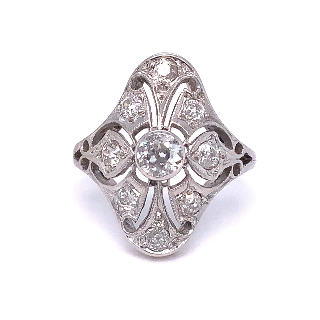 Antique Art Deco Fillagree Diamond Ring set in 14 kt White Gold - Image 3 of 5
