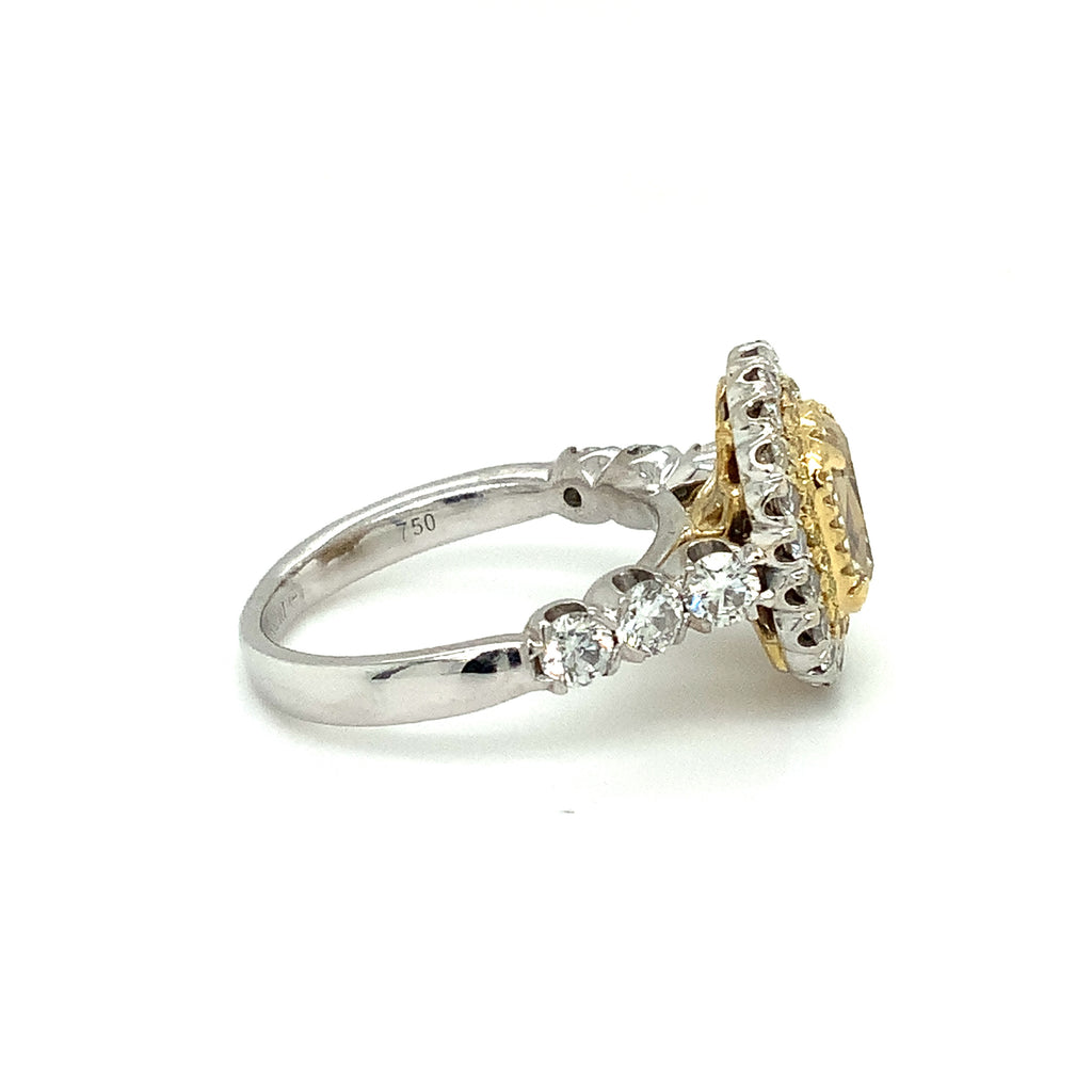 Christopher Designs L'Amour Crisscut® Light Fancy Yellow Diamond Ring Set in 18K Two Tone. - Image 6 of 8