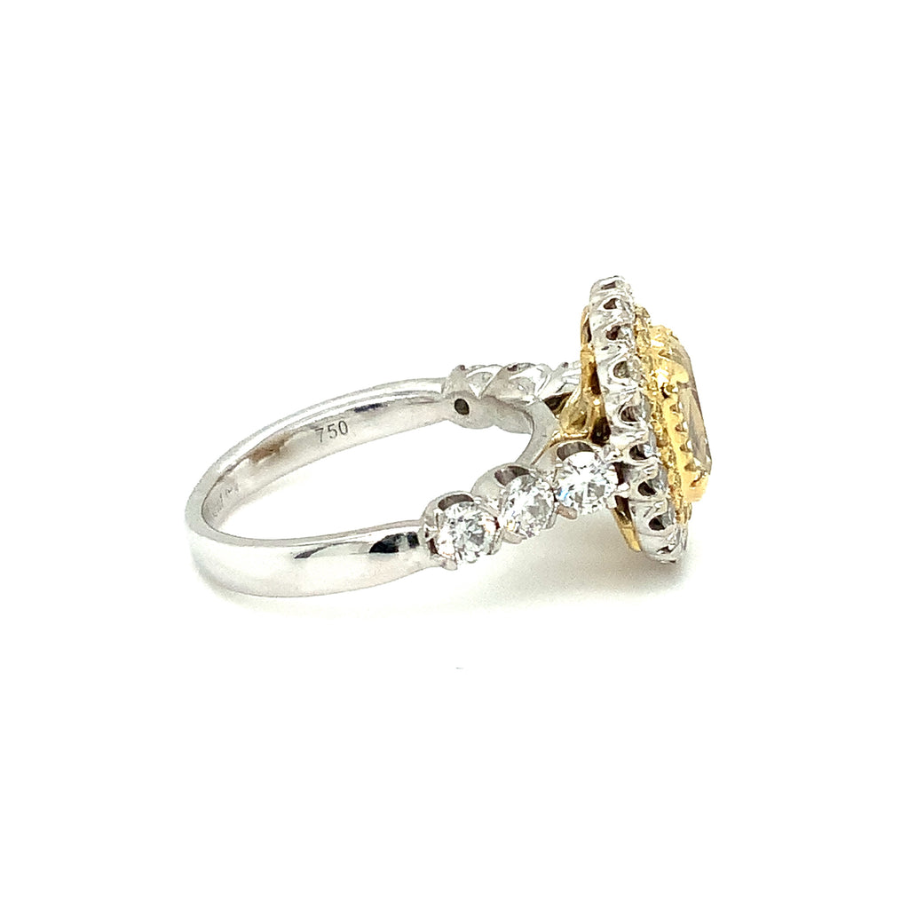 Christopher Designs L'Amour Crisscut® Light Fancy Yellow Diamond Ring Set in 18K Two Tone. - Image 7 of 8