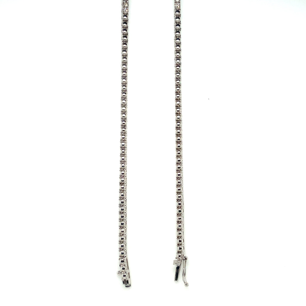 Roman+Jules Elegant Lariat Style Graduating Diamond Necklace set in 14K White Gold - Image 4 of 4
