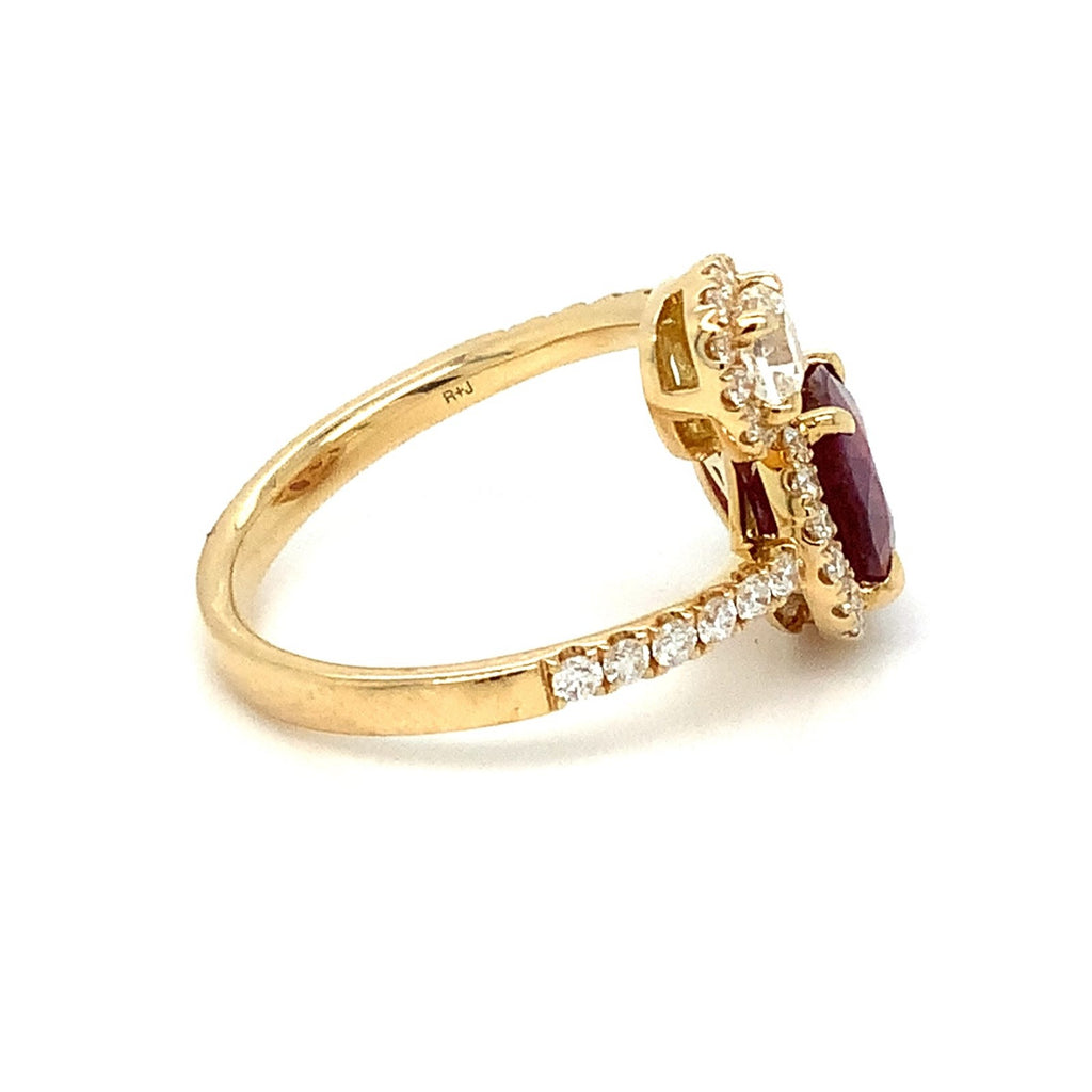 Roman + Jules GIA Certified One of A Kind Gem Quality Natural Oval Ruby and Diamond Ring set in 18K Yellow Go - Image 4 of 6