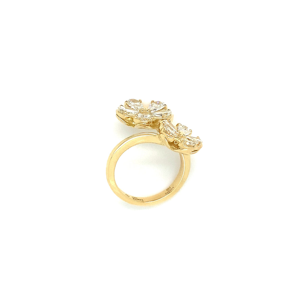 Christopher Designs L'Amour Crisscut® Pear Shape Floral Cluster Bypass Right Hand Ring set in 18 kt Yellow - Image 11 of 11