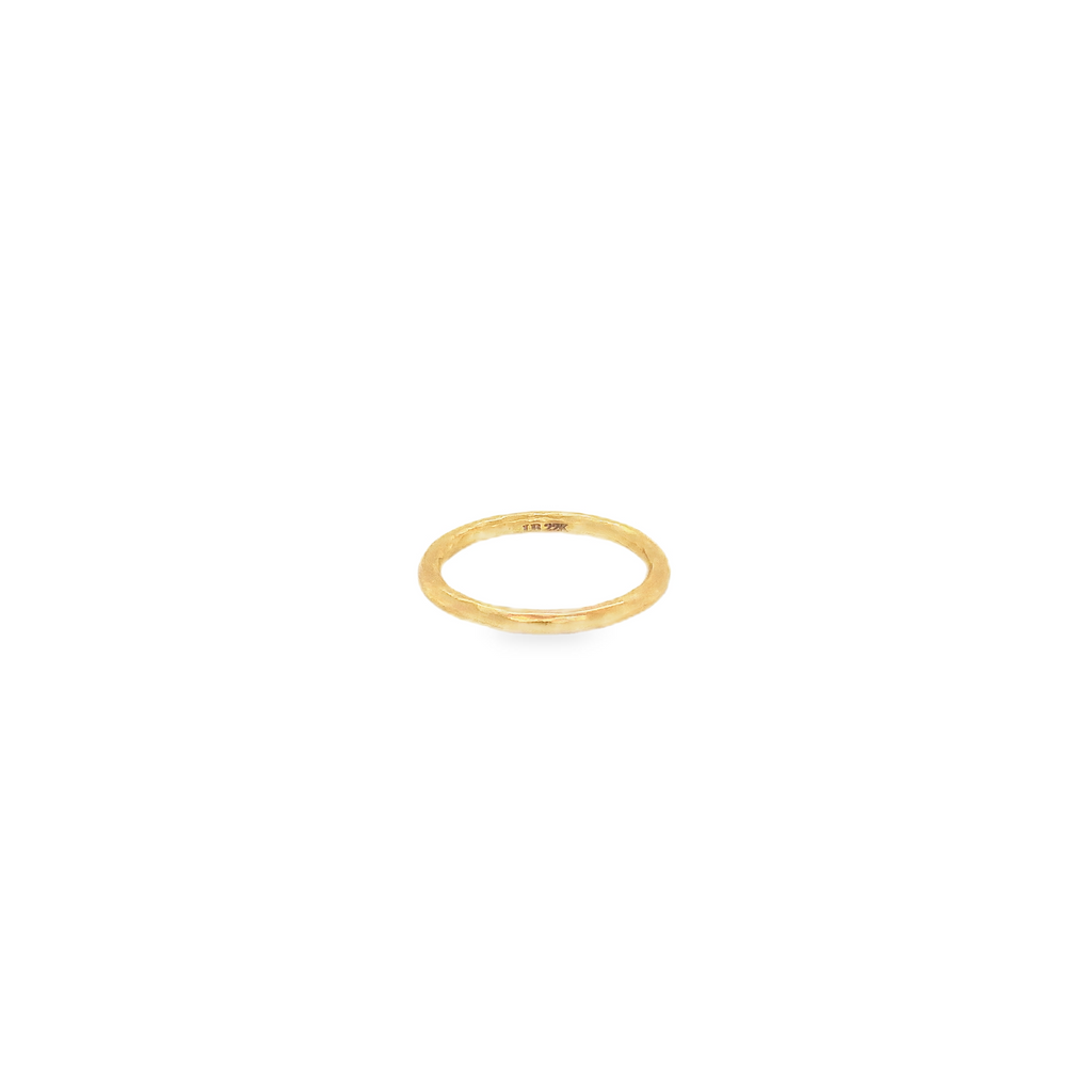 Lika Behar Pure Love Deserves Pure Gold Hammered 24Kt Stackble Band - Image 6 of 9