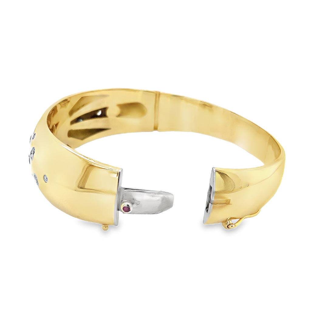 One of  Kind Vintage Heavy 18 kt yellow Gold Handmade Italian Diamond Bangle Bracelet - Image 8 of 10