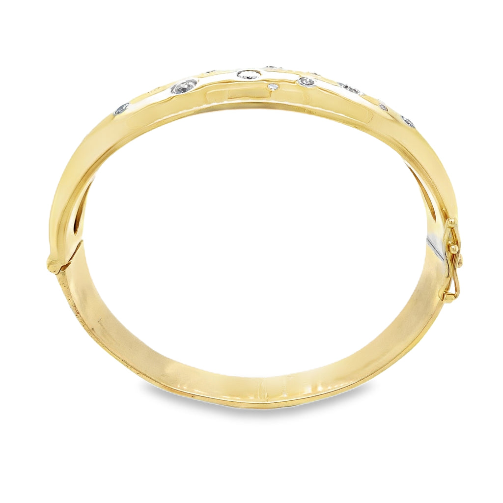 One of  Kind Vintage Heavy 18 kt yellow Gold Handmade Italian Diamond Bangle Bracelet - Image 9 of 10