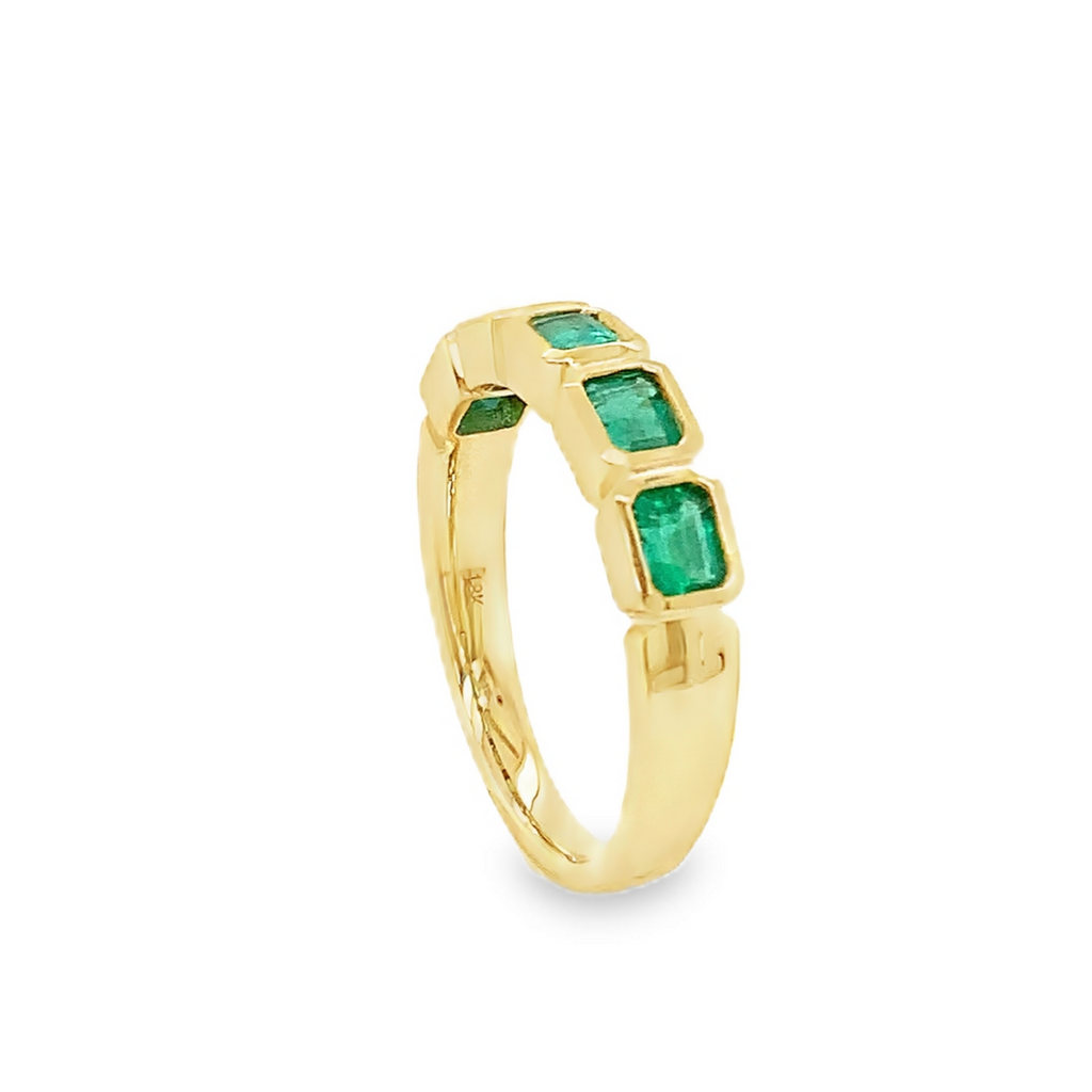 David Kord Bezel Set Emerald Cut Gem Quality Emerald Stackable Band Set in 18K Yellow Gold. - Image 5 of 6