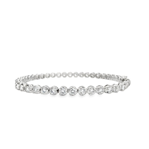Straight-Line 3 Prong Classic  Diamond Bracelet set in 18K White Gold - Image 1 of 7
