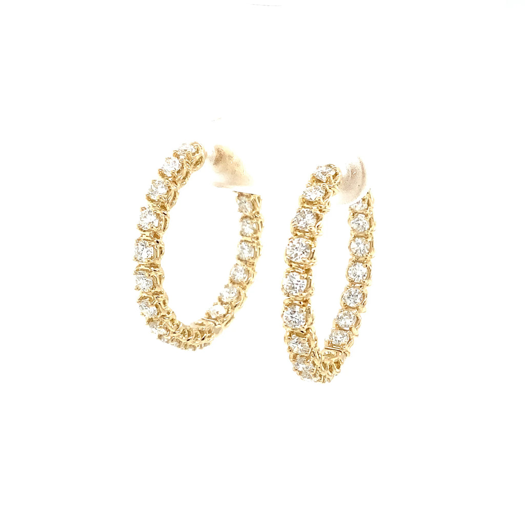 A Link Collection Diamond Hoop Earring set in 18K Yellow Gold - Image 4 of 7