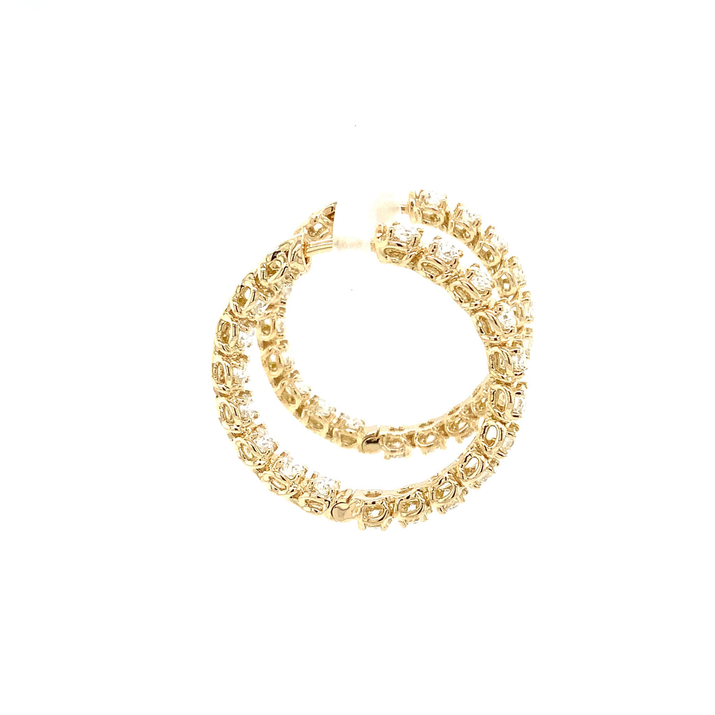 A Link Collection Diamond Hoop Earring set in 18K Yellow Gold - Image 7 of 7