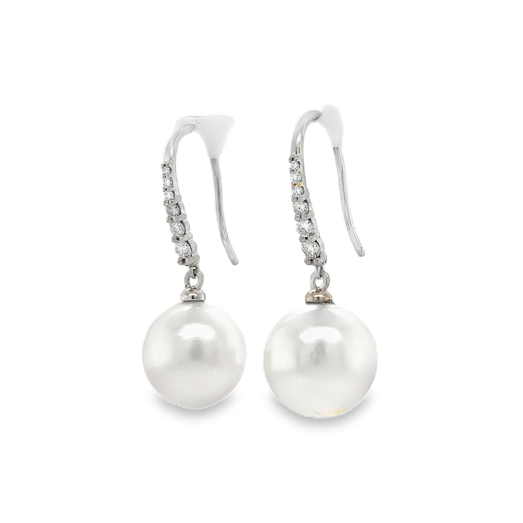 White South Sea Pearl and Diamond Drop and Dangling Earring set in 14K White Gold - Image 4 of 4