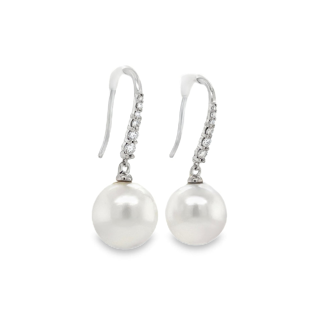 White South Sea Pearl and Diamond Drop and Dangling Earring set in 14K White Gold - Image 3 of 4