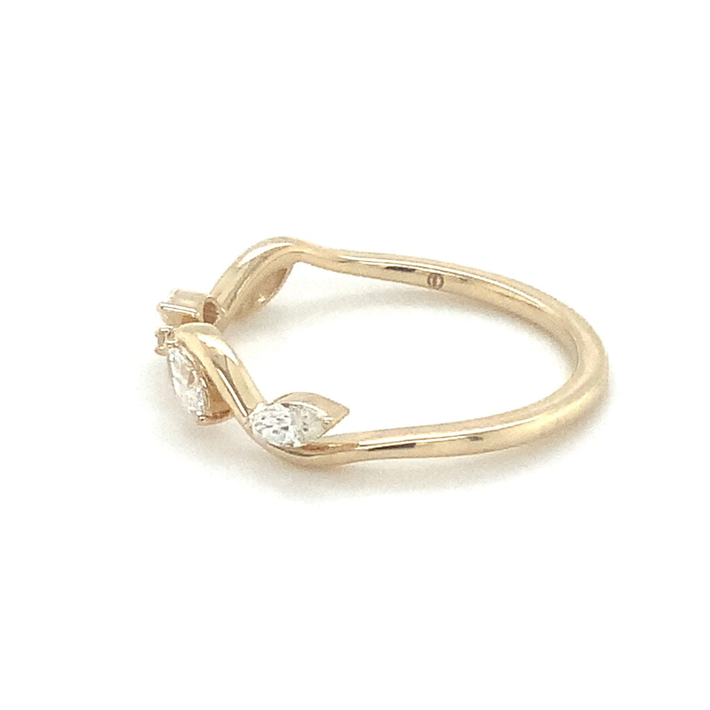 Marquise cut Diamond Leaves Wave Band set in 14K Y/G - Image 4 of 9