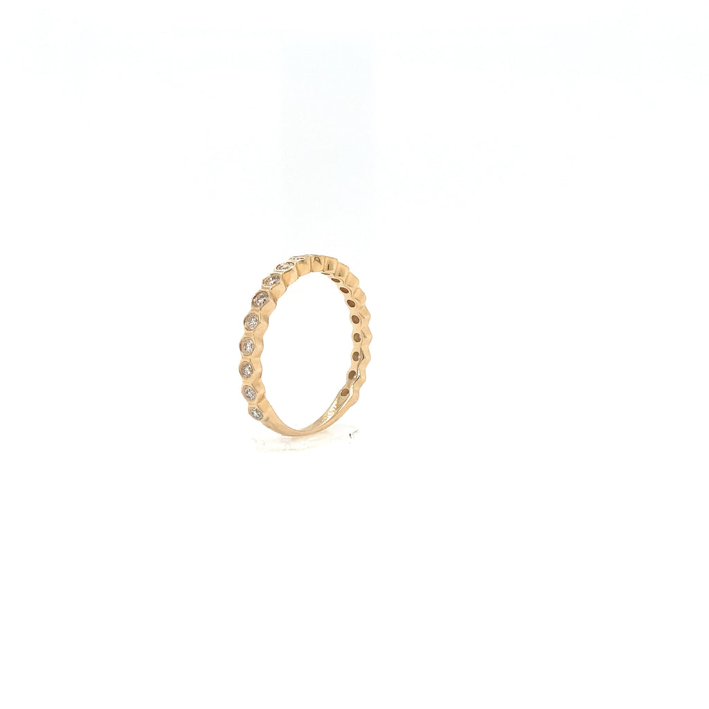 Stackable Honey Comb Shape Singlr Row Diamond Band in 14K Yellow Gold - Image 3 of 7