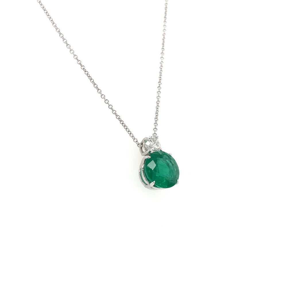 David Kord Classic Emerald and Diamond Pendant set in 18K White Gold - Image 7 of 8