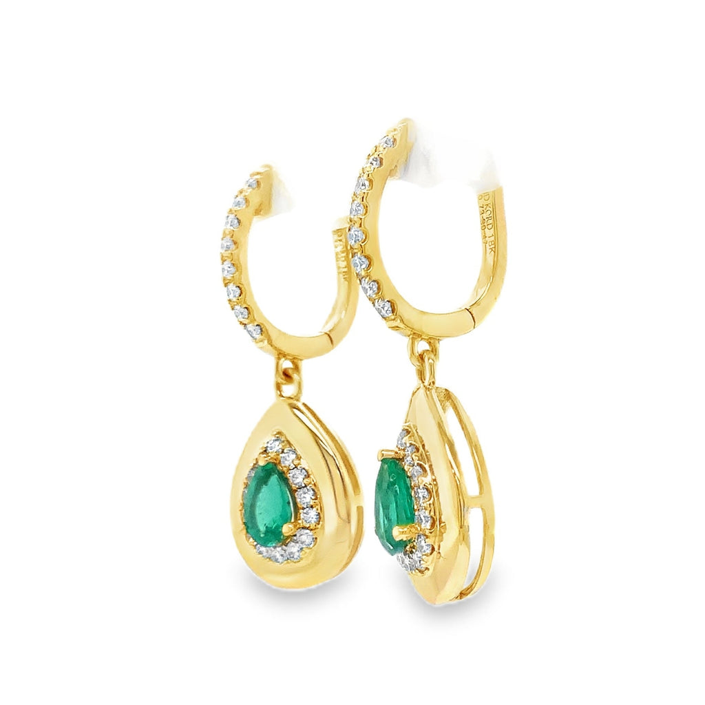 David Kord Pear Shape Emerald and Diamond Drop Earrings set in 18K Yellow Gold - Image 2 of 8