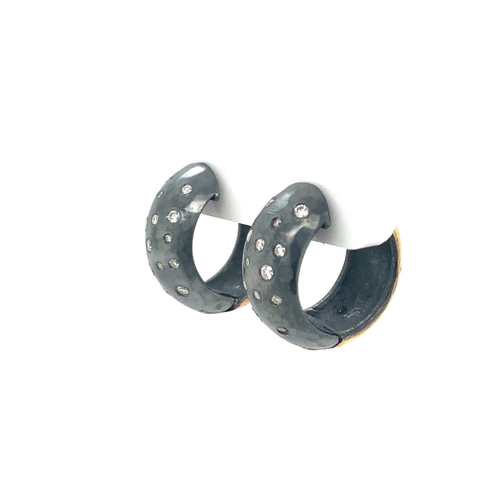 Lika Behar Yin and Yang Collection Chunky Reversible Huggie Diamond Earring in 24K Fused Gold and Oxidized S - Image 8 of 11