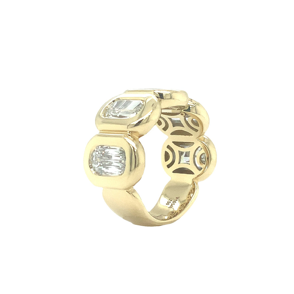Christopher Designs L'Amour Crisscut® 5 Diamond Band set in 18K Yellow Gold - Image 2 of 9