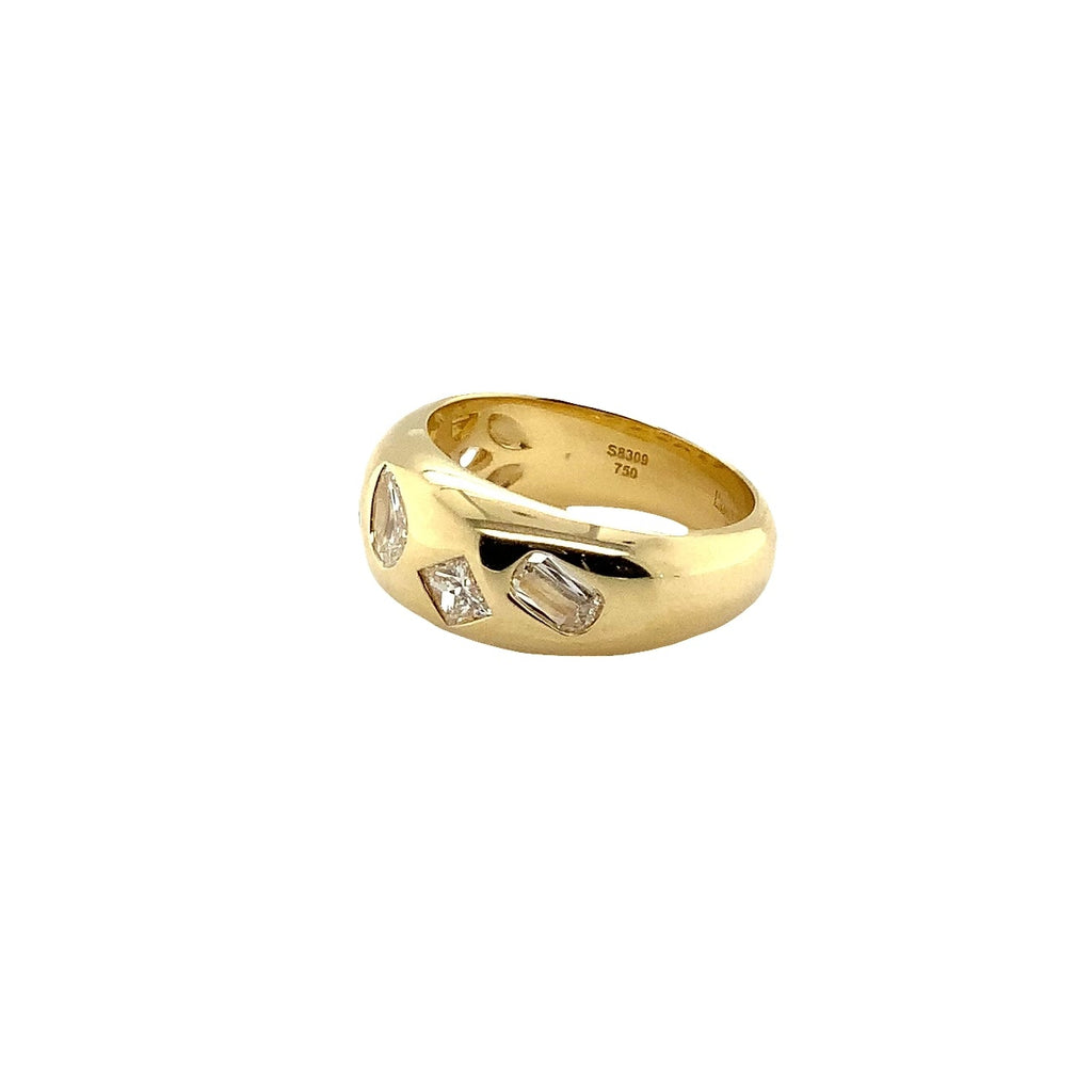 Christopher Designs L'Amour Crisscut® Diamond Ring set in 18K Yellow Gold. - Image 4 of 8