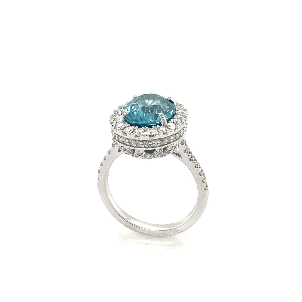 Gem Quality Halo Style Blue Zircon and Diamond Ring set in 14K White Gold - Image 7 of 10