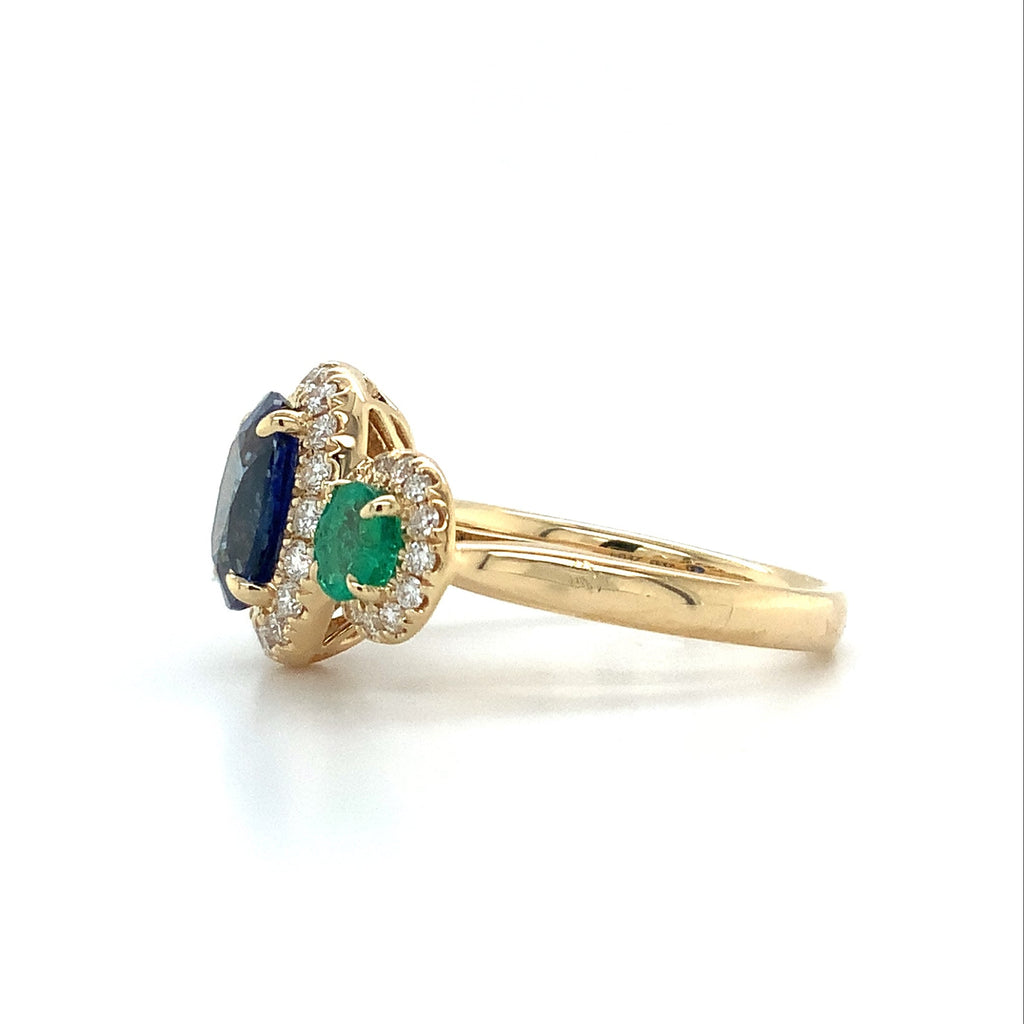 Gem Quality Three Stone Sapphire,Emerald and Diamond Ring set in 18K Yellow Gold - Image 3 of 8