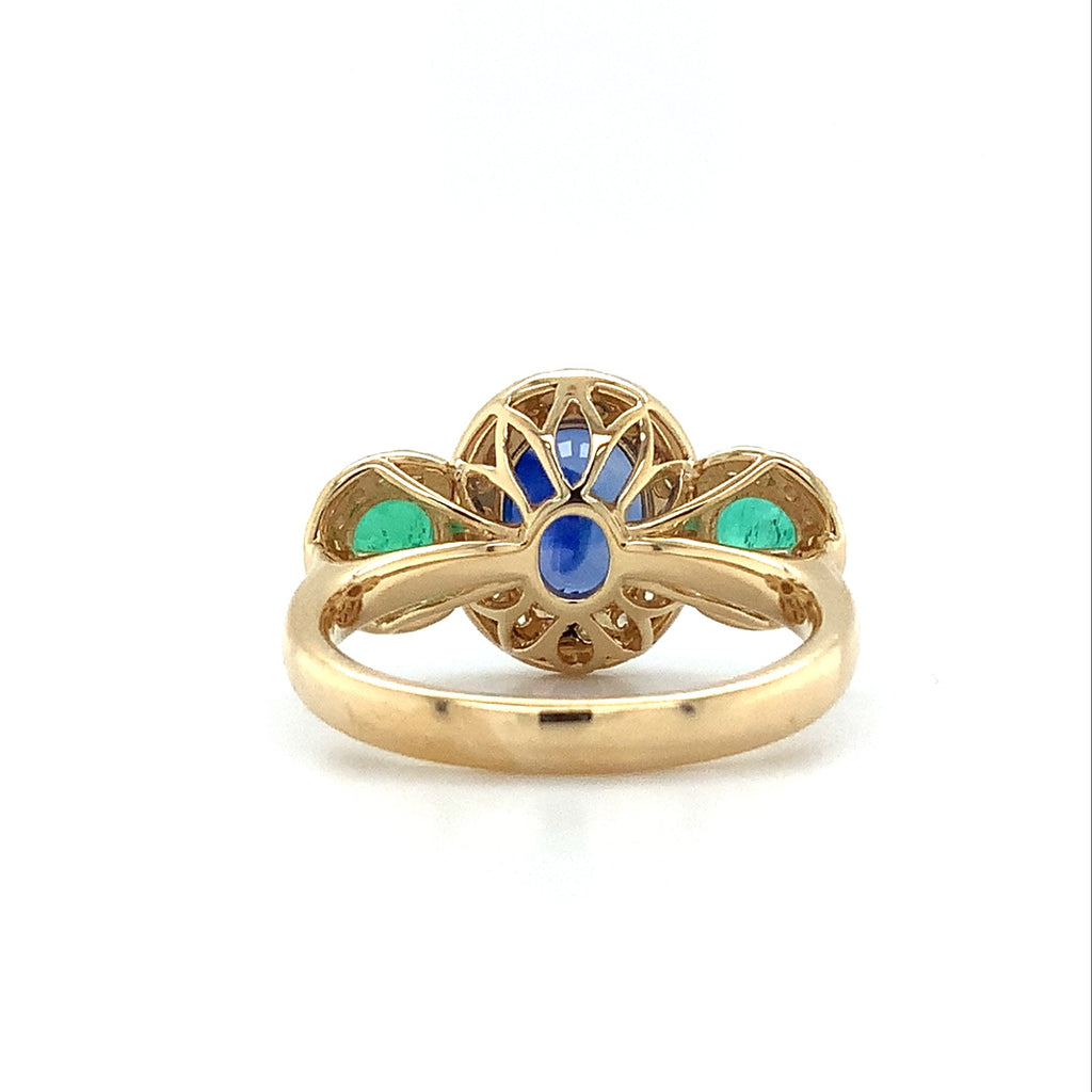 Gem Quality Three Stone Sapphire,Emerald and Diamond Ring set in 18K Yellow Gold - Image 4 of 8