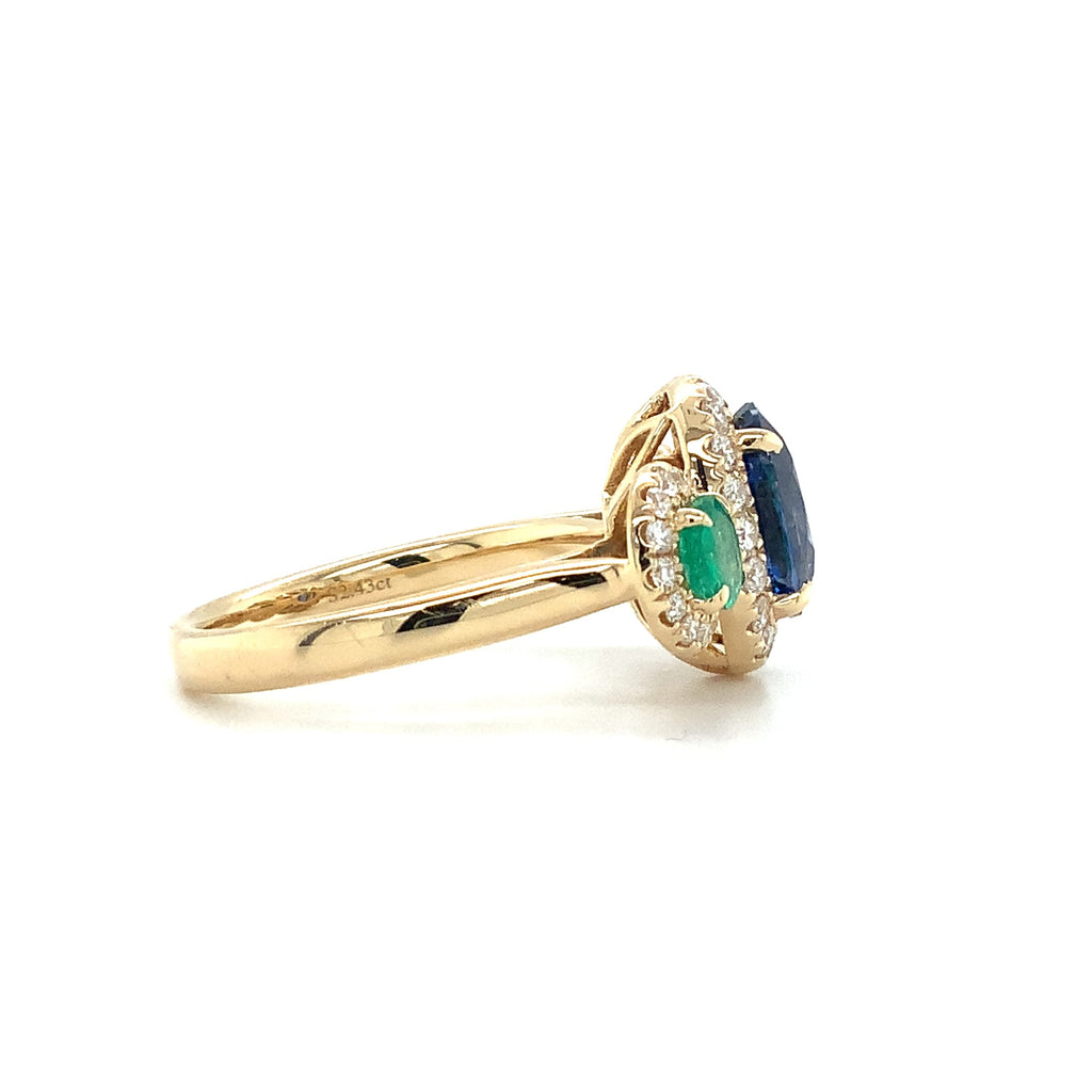 Gem Quality Three Stone Sapphire,Emerald and Diamond Ring set in 18K Yellow Gold - Image 5 of 8