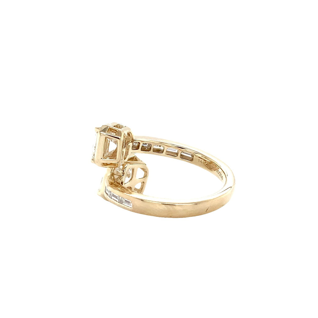 The Toi et moi Lab Grown Diamond engagement ring set in 14K Yellow Gold - Image 4 of 9
