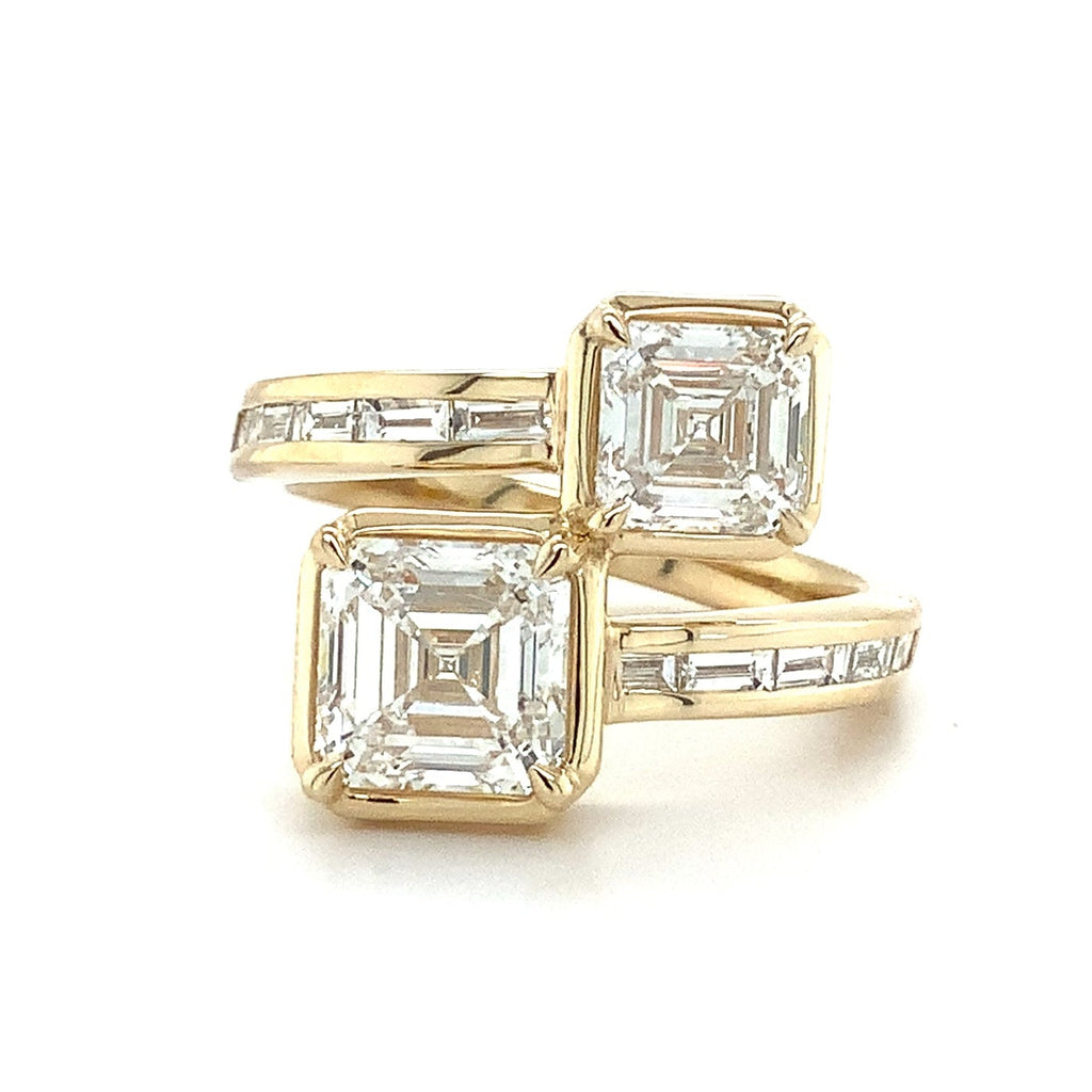 The Toi et moi Lab Grown Diamond engagement ring set in 14K Yellow Gold - Image 1 of 9