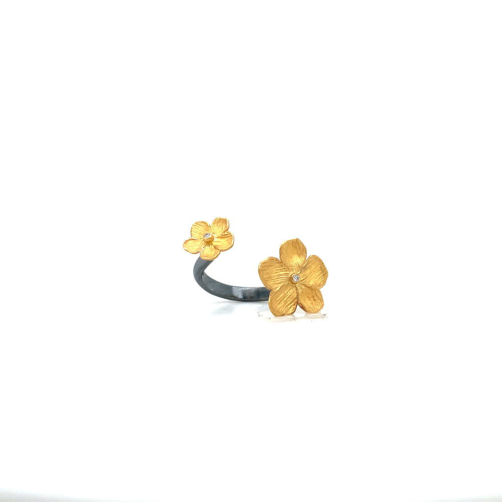 Lika Behar Yin and Yang Collection Buttercup Diamond Open Ring 22K Gold and Oxidized Silver - Image 9 of 9