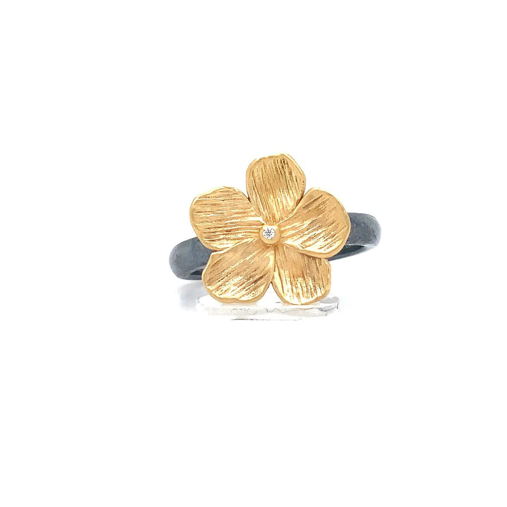 Lika Behar Yin and Yang Collection Buttercup Ring 22K Gold and Oxidized Silver with Diamond - Image 2 of 5