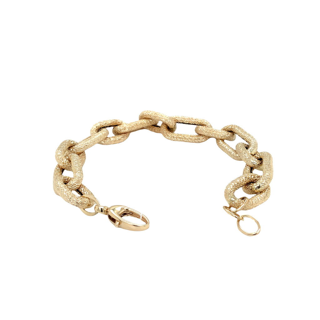 Textured  Oval Link Chain Bracelet in 14K Yellow Gold - Image 3 of 6