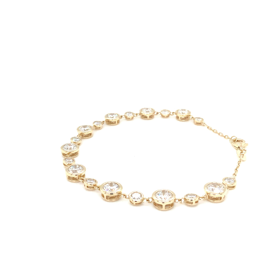 Lab Grown Diamond Bezel Station Chain Bracelet in 14K Yellow Gold - Image 4 of 6