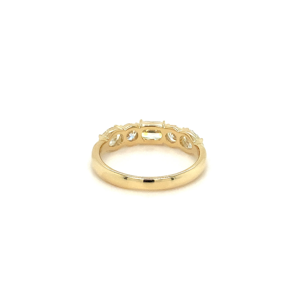 Christopher Designs L'Amour Crisscut® Mixed Shaped  Diamond Band set 18K Yellow Gold - Image 3 of 5