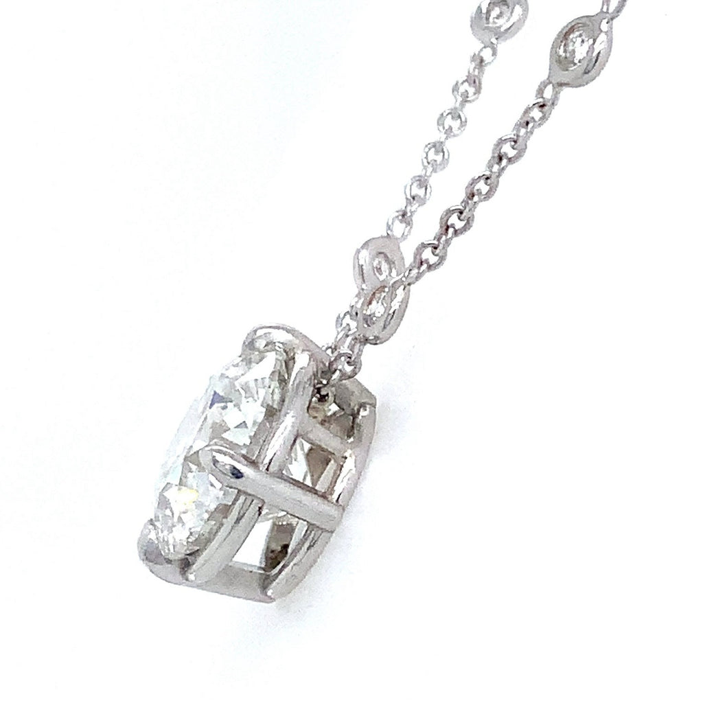 Lab Grown Diamond Solitaire 2.93 cts Pendant set in 18 kt white gold with a diamond chain. - Image 7 of 7