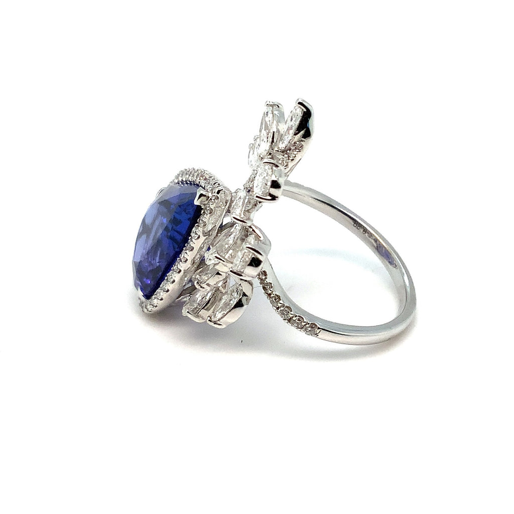 Roman + Jules Important Tanzanite and Diamond  Right Hand Ring Fashioned in 18K White Gold. - Image 9 of 12