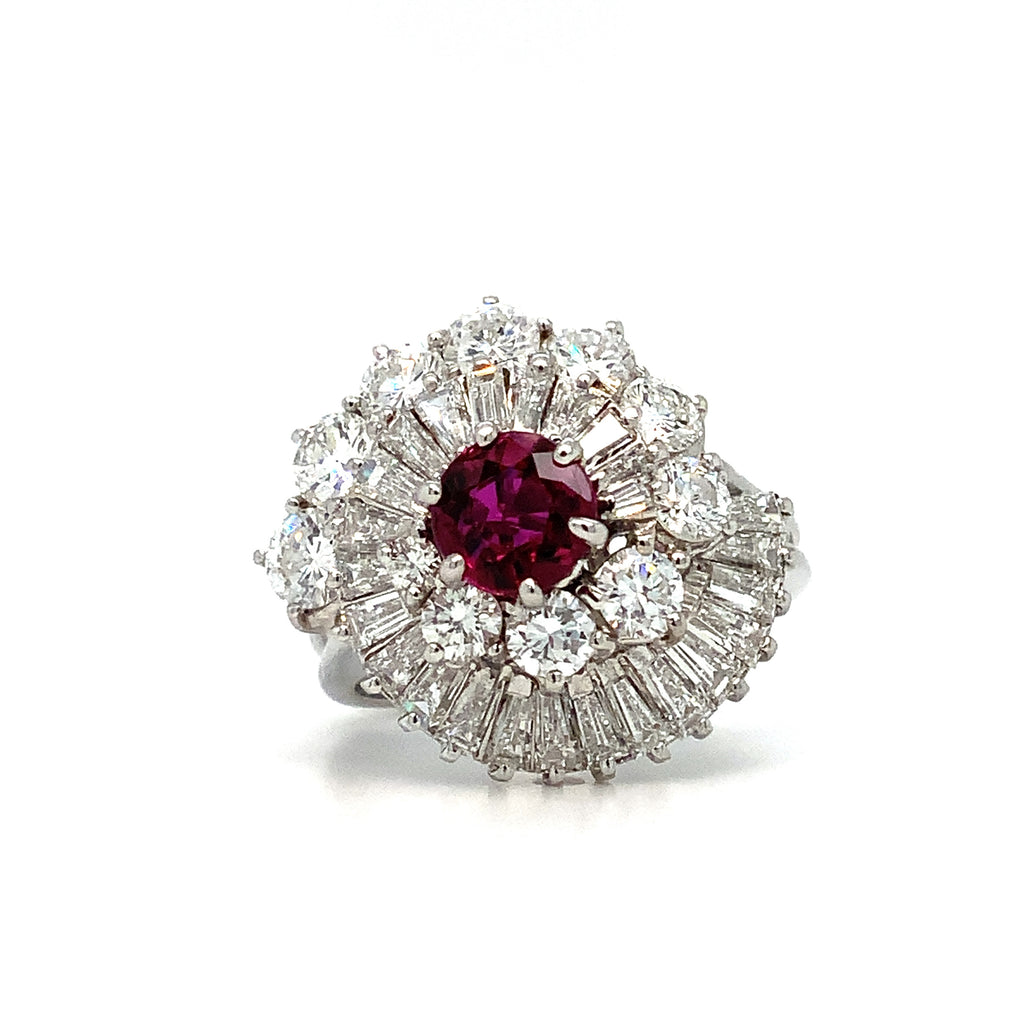 Vintage Fine Quality Ruby and Diamond Ballerina Ring Set in 18 kt White Gold. - Image 1 of 11