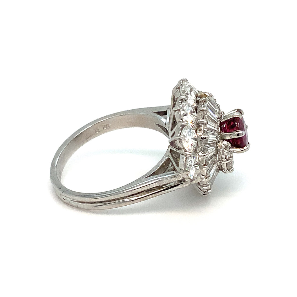 Vintage Fine Quality Ruby and Diamond Ballerina Ring Set in 18 kt White Gold. - Image 6 of 11