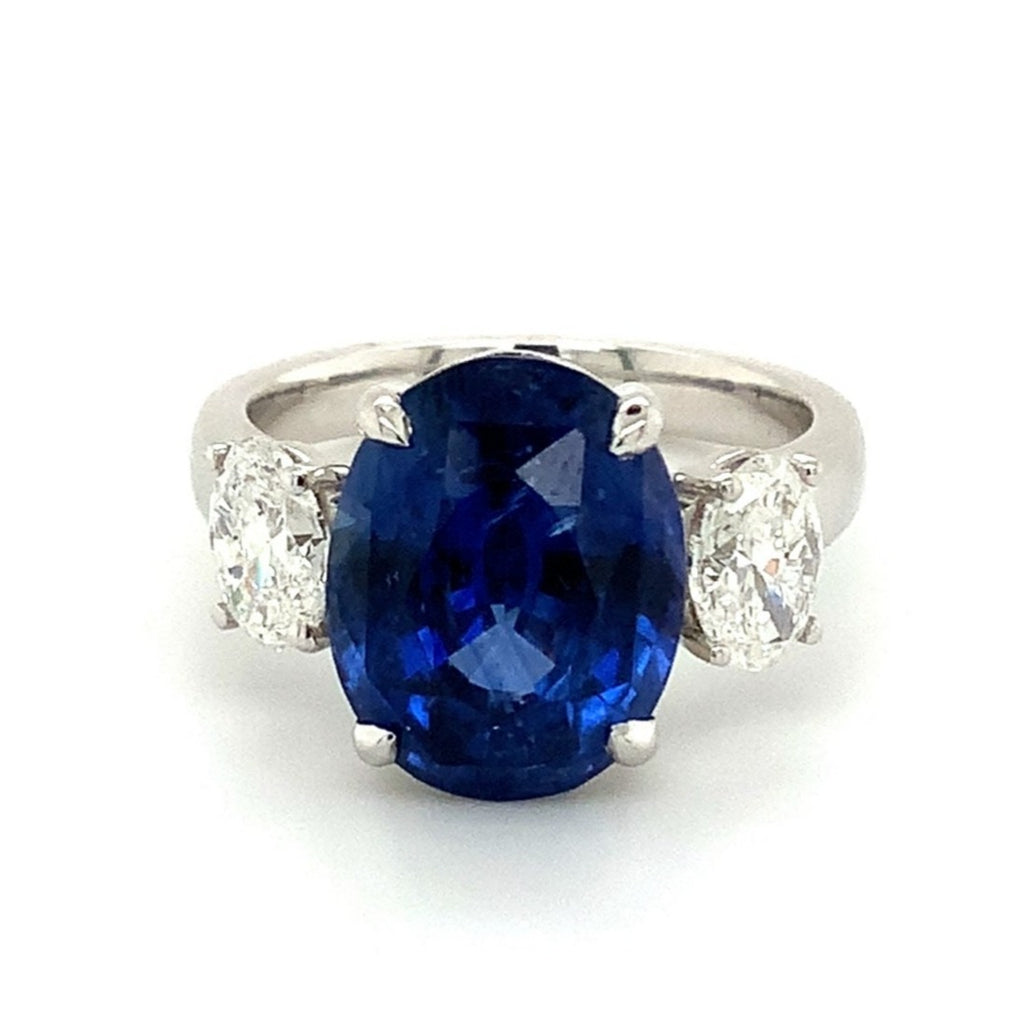 Roman+Jules Gem Quality 7.64ct Three Stone Oval Ceylon Blue Sapphire and Diamond Ring set in Platinum - Image 1 of 8
