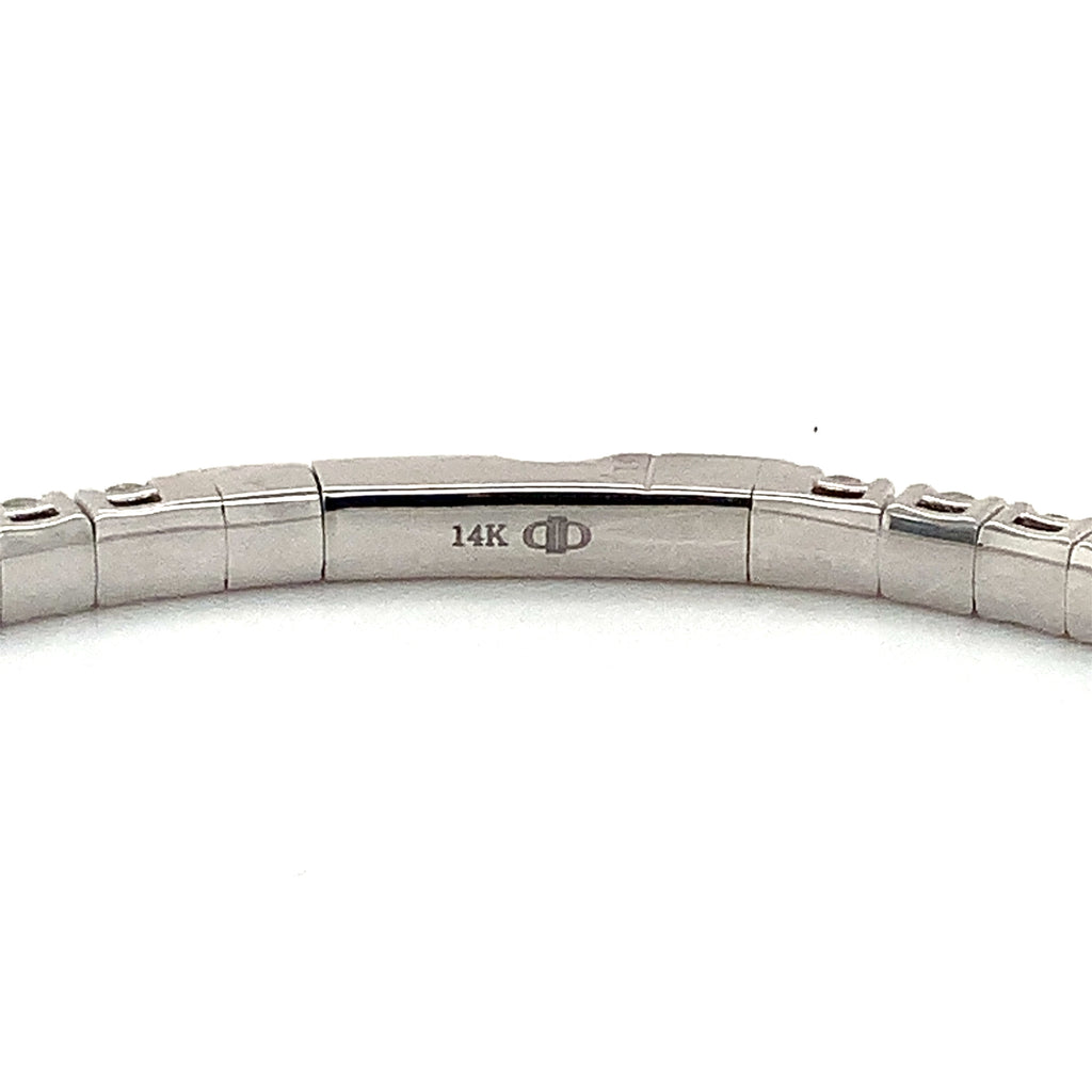 Flexi Single Row Diamond Tennis Bracelet 2.50 Carats t.w. Set in 14 Karat White Gold - Image 4 of 5