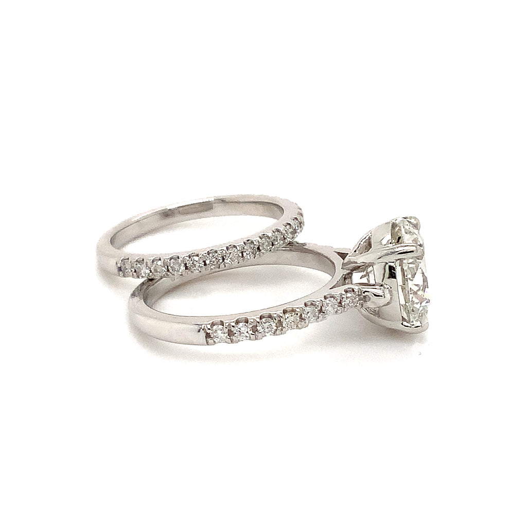 brilliant cut gia certified 4.10 ct diamond g in color si 2 in clarity shared prong wedding set 1.10 ctw platinum 950