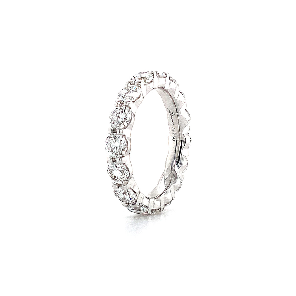 Memoire Petite Prong Eternity Diamond Band Set in Platinum 3.27 cts t.w. - Image 5 of 5