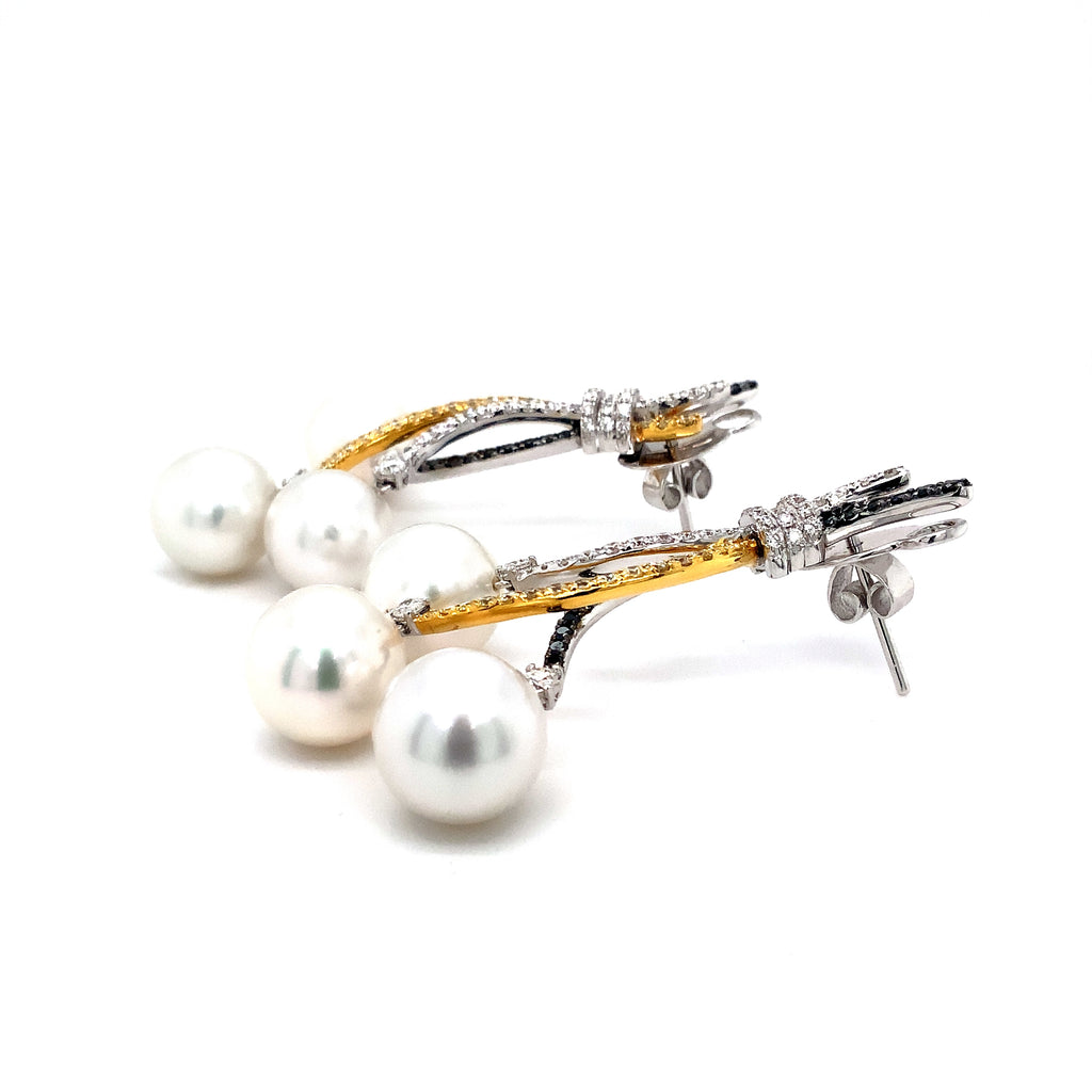 Tri-Color Diamond and Triple White South Sea Pearl Drop Earrings set in 18 kt Gold. - Image 6 of 6