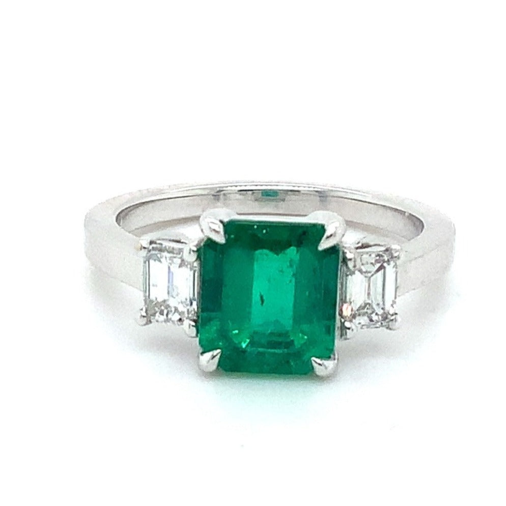 Roman+Jules Vivid Green Certified Natural Muzo Emerald and Diamond 3 Stone Ring set in 18 kt White Gold - Image 1 of 6