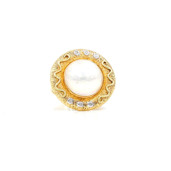 vintage mabe etruscan pearl ring textured design bezel set 6 round brilliant cut diamonds 14k yellow gold