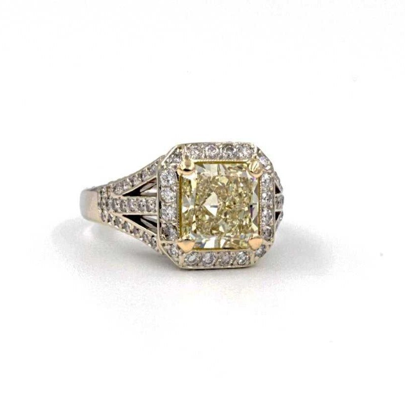 fancy light yellow radiant cut and white diamond engagement ring 18k yellow and white gold 3.89 ctw