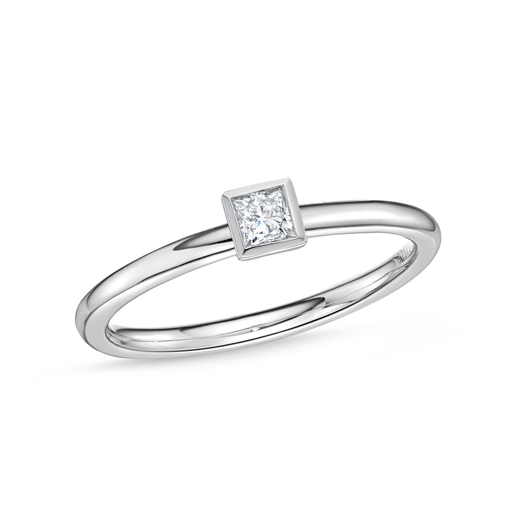memoire stackable princess bezel ring 18 kt white gold.