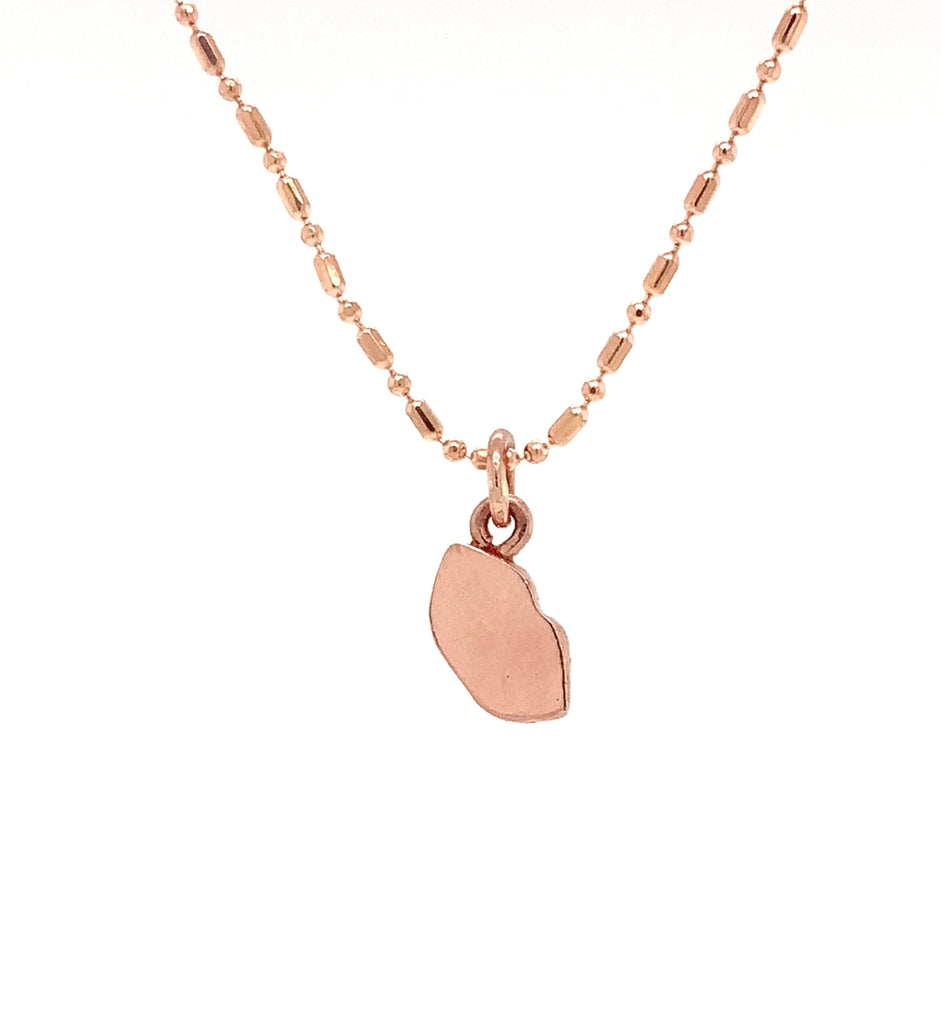rose gold kiss charm with or without faceted beaded chain in 14kt rose gold