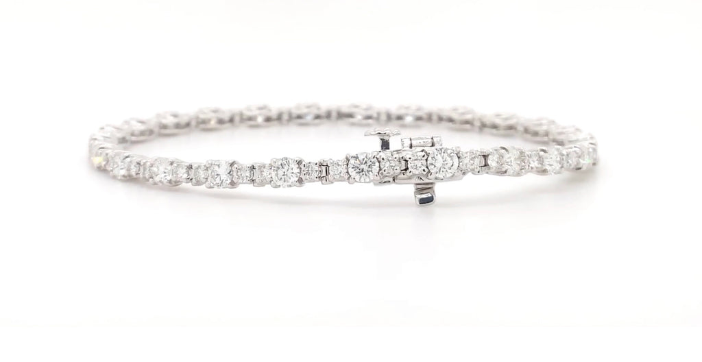 A Link Diamond Lattice Tennis Bracelet  3 Stone Link Design 3.40 ctw 18K White Gold   Pavé - Image 3 of 5
