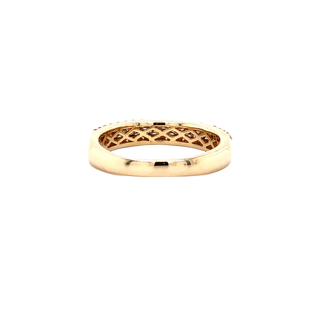 white and yellow diamond 3 row band 40 yellow and 20 white diamonds equals 0.55 ctw 14k yellow gold